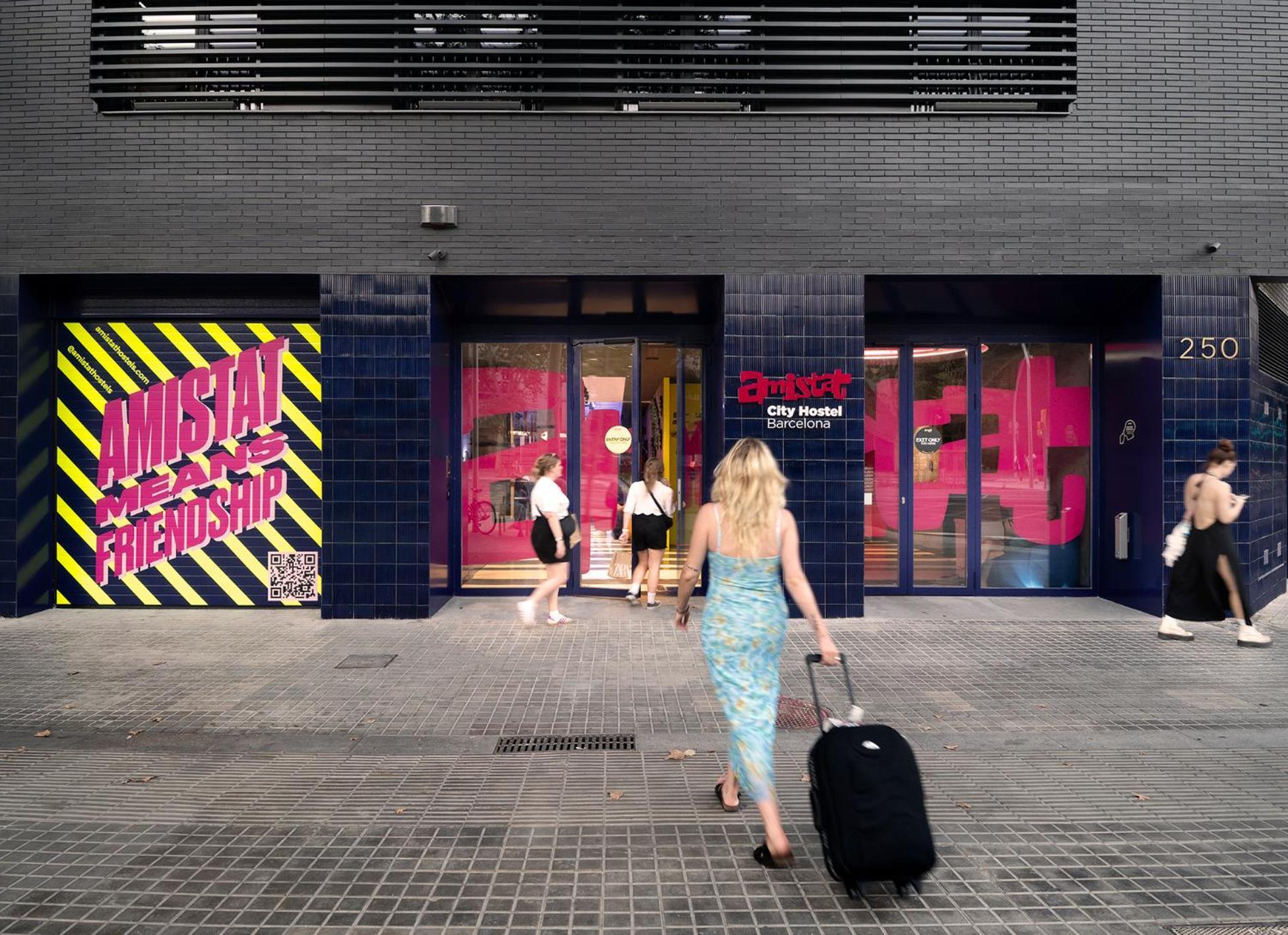 Amistat City Hostel Barcelona Exterior photo